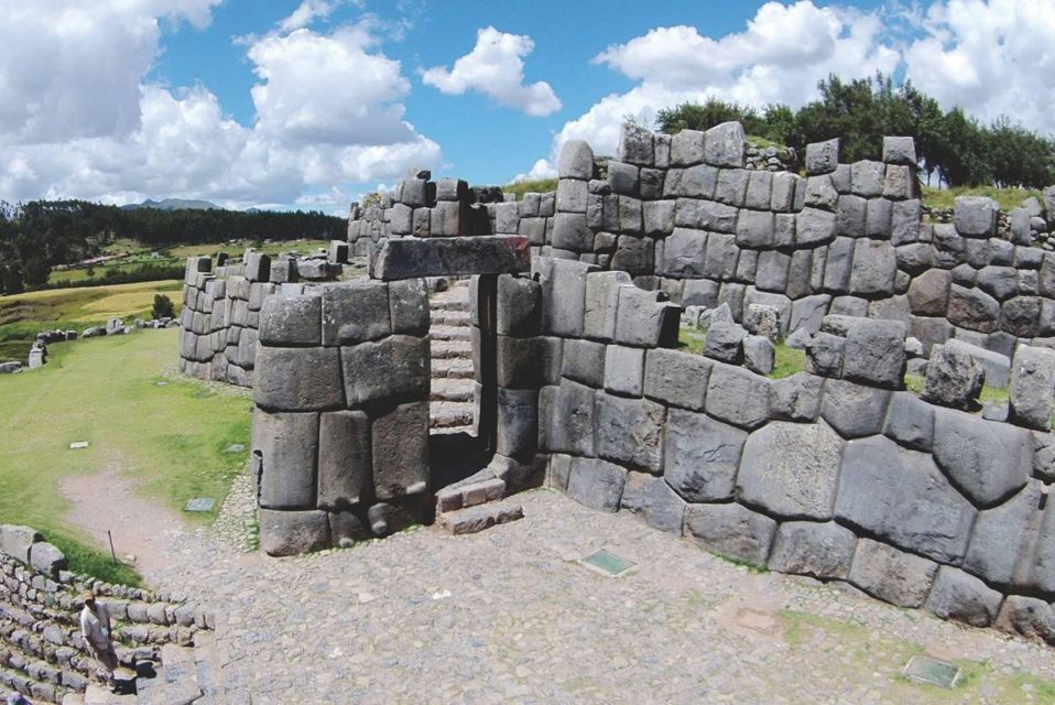 From Cusco: City Tour Cusco Tambomachay and Sacsayhuaman - Itinerary Highlights