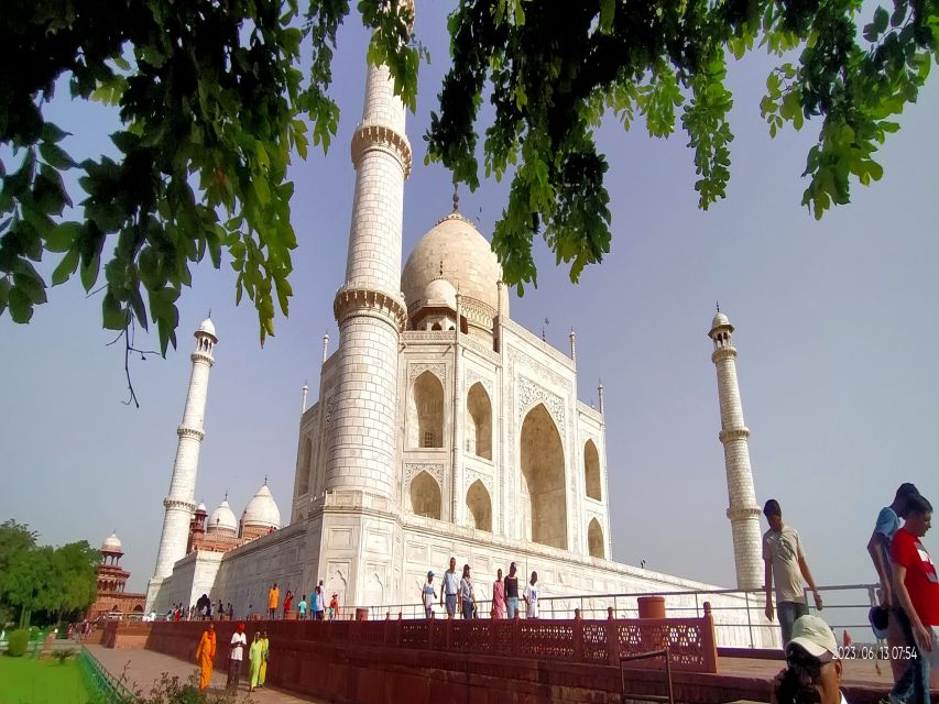 From Delhi: Agra City Sightseeing Tour With Guide & Driver - Itinerary and Highlights