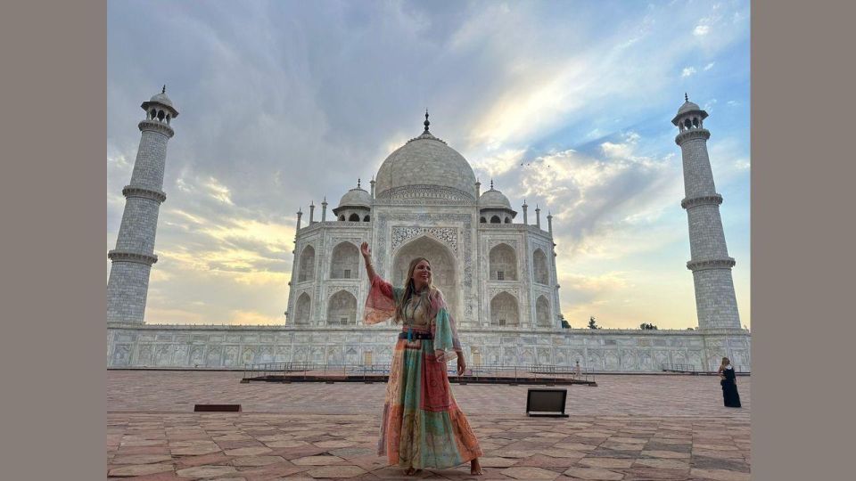 From Delhi: Private Day Trip to Taj Mahal and Agra Fort - Itinerary and Schedule