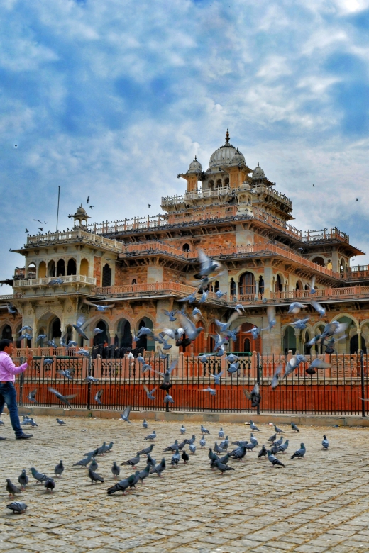 From Delhi: Private Jaipur City Tour by Car - Itinerary and Highlights