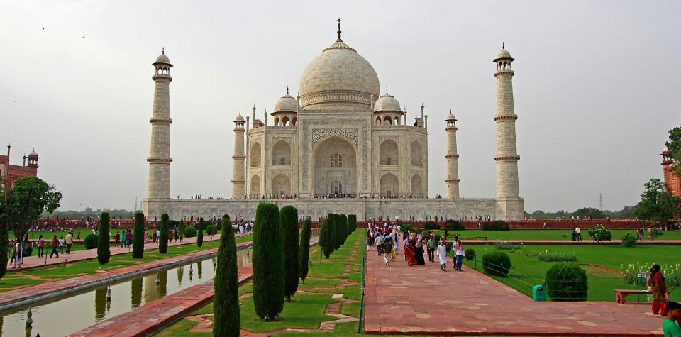 From Delhi: Taj Mahal & Agra Full Sameday Tour All Inclusive - Transportation and Accessibility