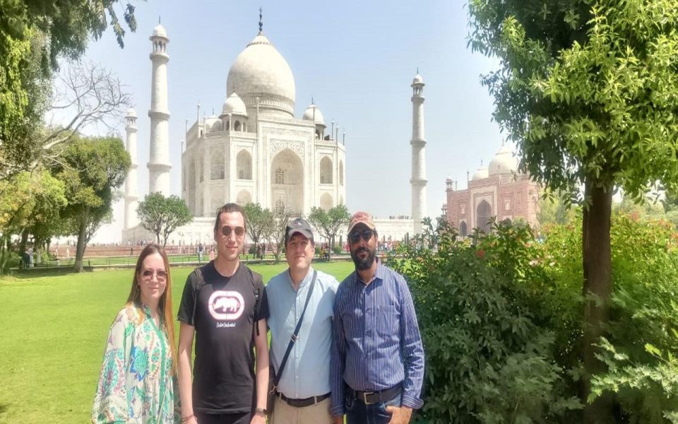 From Delhi: Taj Mahal Day Tour by Gatimaan Express Train - Itinerary Highlights