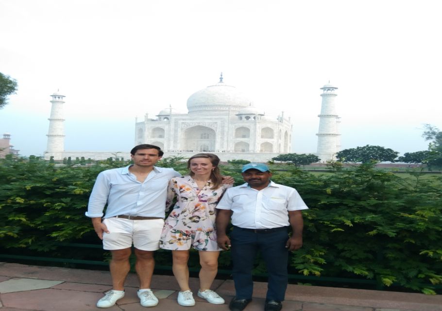 From Delhi: Taj Mahal Private Guided Tour With Round-Trip - Itinerary Highlights