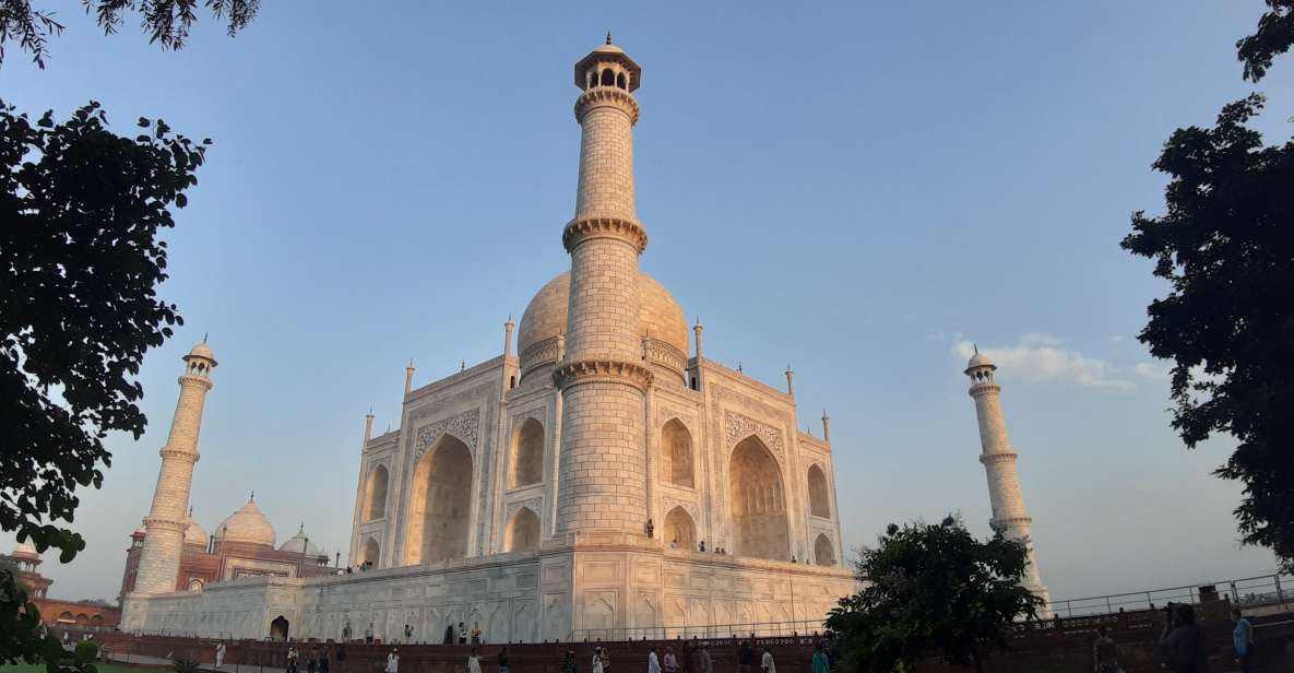 From Delhi to Agra Taj Mahal Trip With Agra Fort & Baby Taj - Transportation and Accessibility