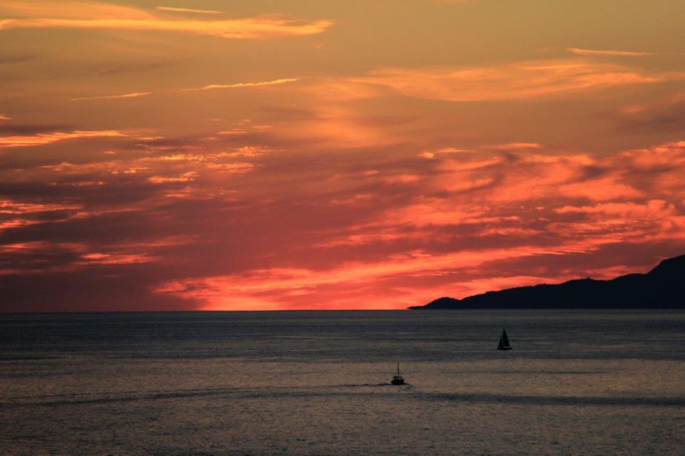 From Dubrovnik: Golden Hour Sunset Cruise With Free Drinks - Highlights of the Cruise Experience