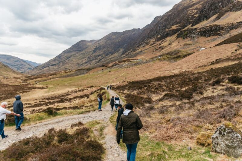 From Edinburgh: Outlander Experience 2-Day Tour - Itinerary for Day 1