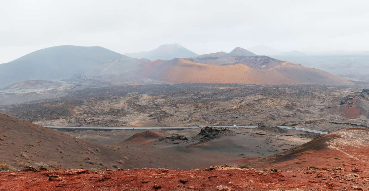 From Fuerteventura: Lanzarote Trip With Wine Tasting & Lunch - Itinerary Highlights