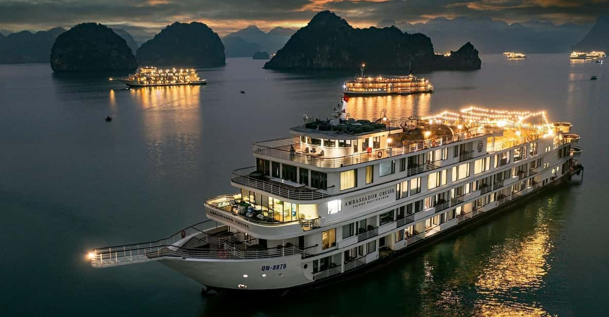 From Halong: HALONG DINNER CRUISE With ENTERTAINMENT - Dining Experience