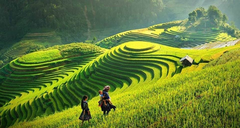 From Hanoi: 2-Day Sapa Town Hiking Tour & Homestay With Food - Itinerary Details