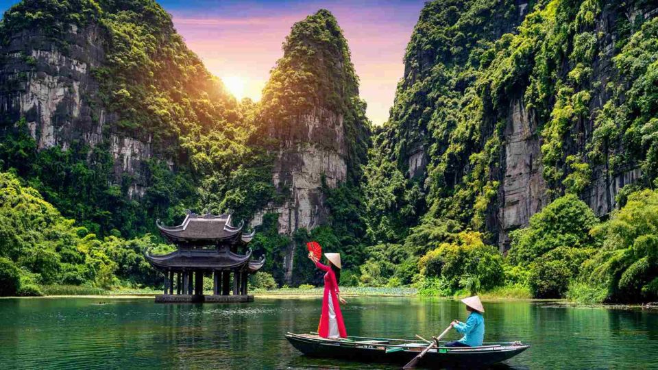 From Hanoi: 3-Day Luxury Tour Ninh Binh & Ha Long Bay Cruise - Detailed Itinerary