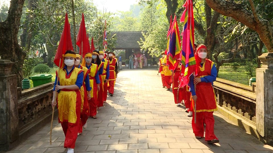 From Hanoi: Ninh Binh Group Tour With Limousine Transport - Itinerary Highlights