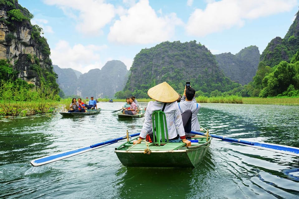 From Hanoi: Ninh Binh, Hoa Lu, Trang An, Mua Cave Day Trip - Itinerary