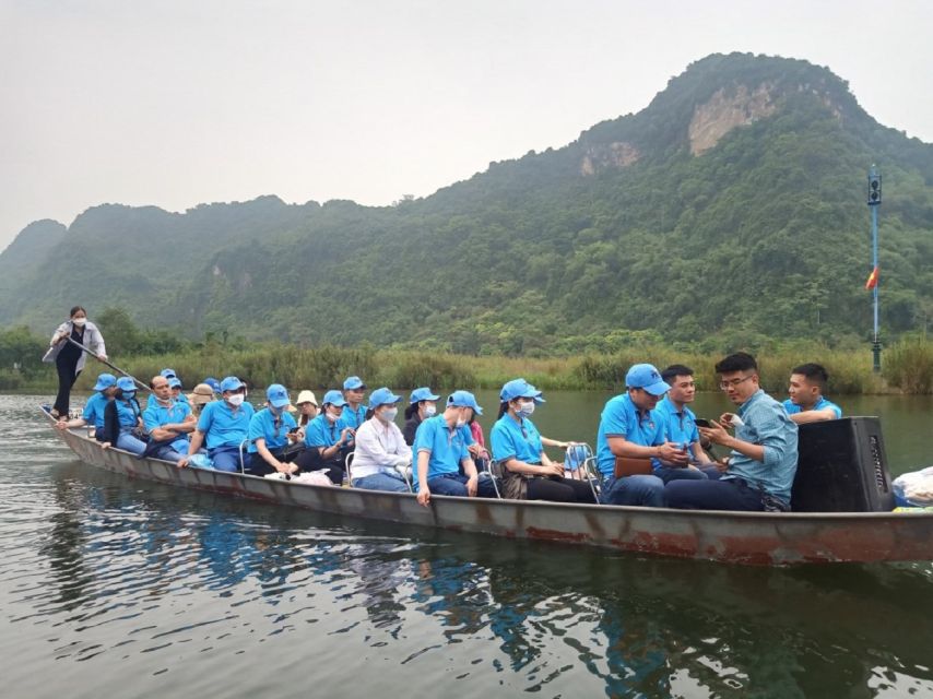 From Hanoi: Perfume Pagoda Tour and Yen Stream Boat Ride - Itinerary Highlights