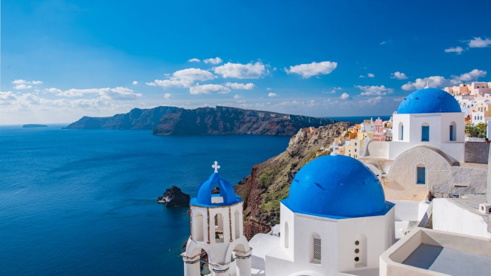 From Heraklion Explore Santorini Villages, Oia & Fira - Transportation Details