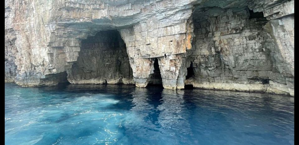 From Hvar: Blue Cave, Green Cave & 5 Islands Speedboat Tour - Itinerary and Highlights