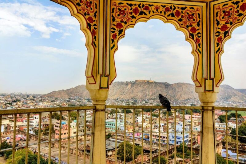From Jaipur: Private Amber Fort, Jal Mahal and More Car Tour - Itinerary Highlights