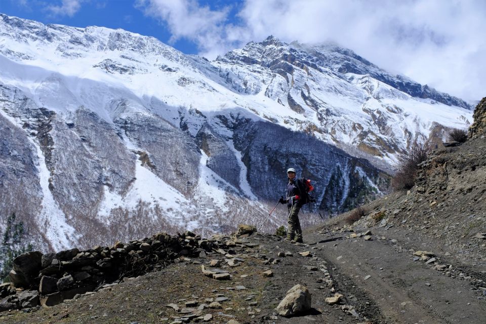 From Kathmandu Budget: 15 Day Private Annapurna Circuit Trek - Highlights and Cultural Experiences