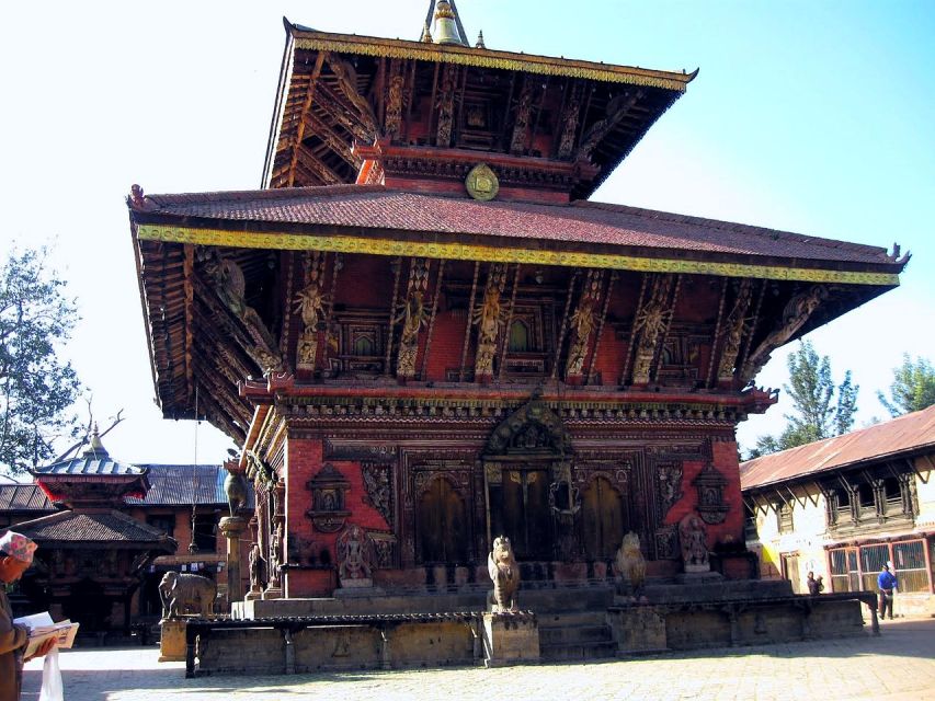 From Kathmandu: Private Bhaktapur Tour - Itinerary Schedule