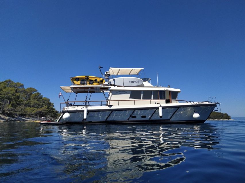 From Korcula Island: Mljet Island Yacht Day Trip With Lunch - Experience Highlights