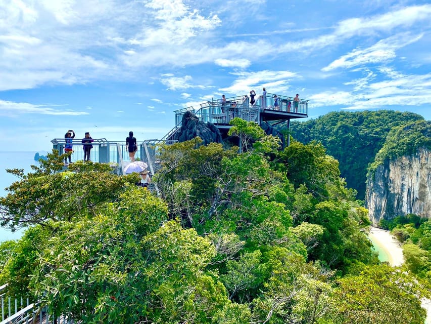 From Krabi: Hong Islands Day Trip by Speedboat With Lunch - Itinerary and Experience