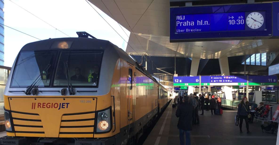 From Krakow: Bus Transfer To/From Vienna Central Station - Onboard Amenities