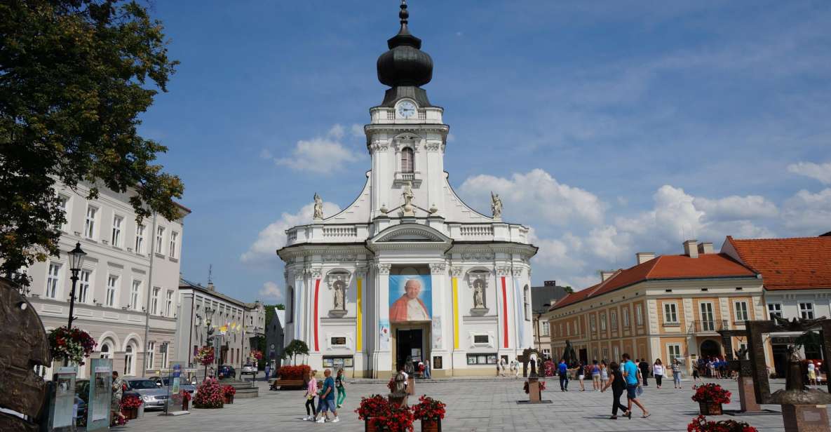 From Krakow: Full-Day Wadowice & Czestochowa Tour - Itinerary Highlights