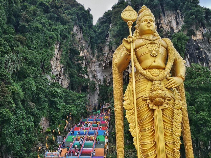 From Kuala Lumpur: Colmar Tropicale and Batu Caves Day Trip - Exploring Batu Caves