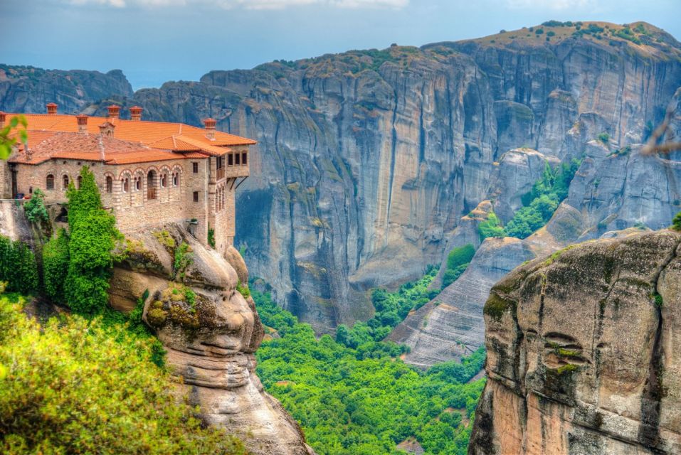 From Lefkada: Meteora and Metsovo Private Day Tour - Itinerary Highlights