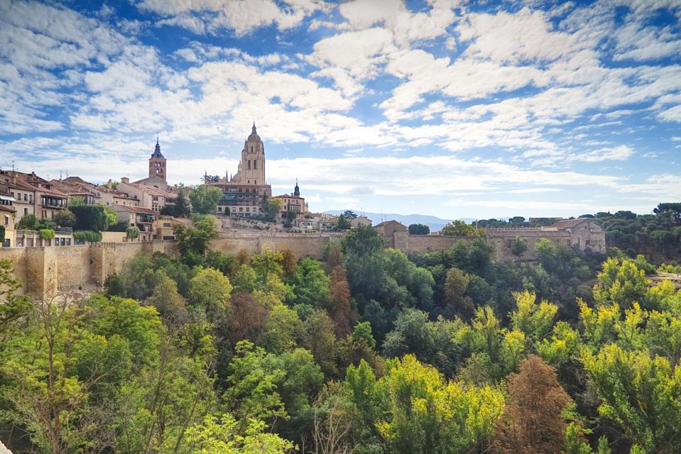 From Madrid: Segovia & Avila Day Trip With Optional Tickets - Itinerary Highlights