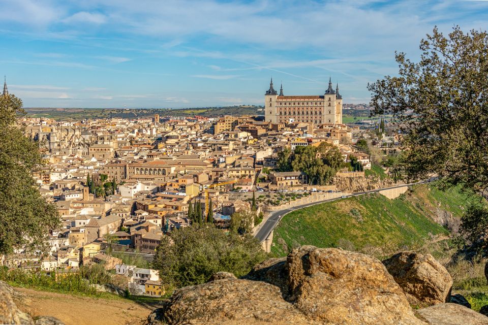 From Madrid: Toledo Day Trip W/ Walking Tour & Lookout Visit - Itinerary and Experience