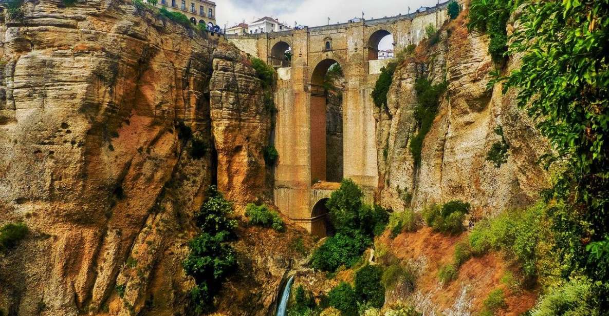 From Malaga:Private Tour to Ronda and Setenil De Las Bodegas - Itinerary Highlights