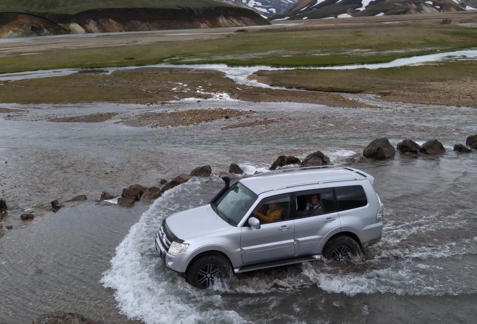 From Reykjavik: Highlands Jeep Tour & Landmannalaugar Hike - Itinerary Highlights