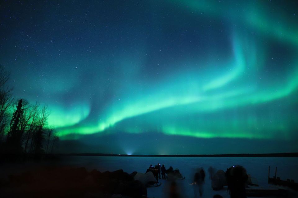 From Rovaniemi: Aurora Borealis Trip in Lapland Lakeside - Highlights of the Experience