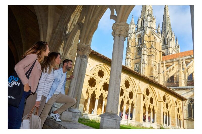 From San Sebastian: Biarritz and Bayonne Minibus Tour - Itinerary Details