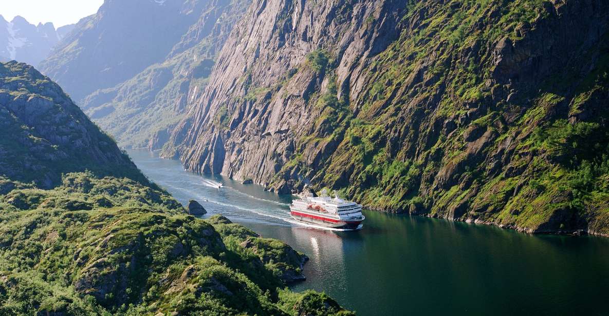 From Svolvær: Hurtigruten Cruise Into Trollfjord - Itinerary Breakdown