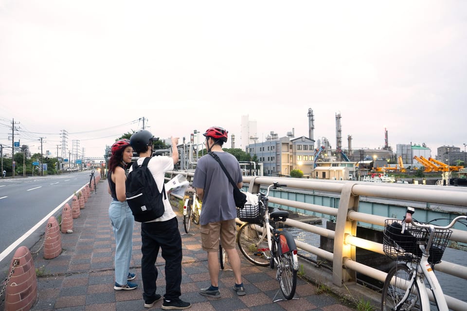 From Tokyo: Keihin Industrial Zone Night Tour by E-Bike - Inclusions and Equipment