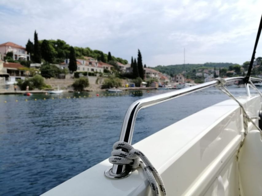 From Trogir: 3 Islands Half Day Tour With Blue Lagoon - Speedboat Drive