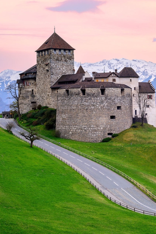 From Zurich: Private 4 Countries in 1 Full-Day Tour - Destinations Explored