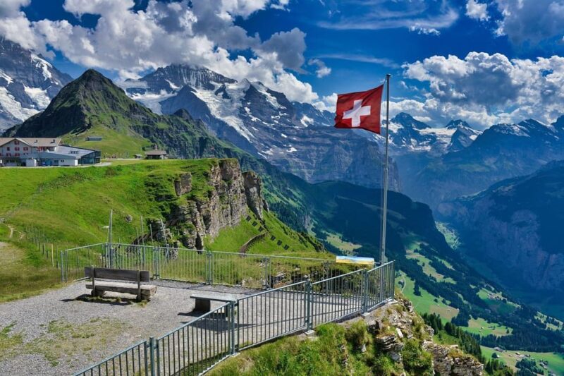 From Zurich: Private Interlaken and Grindelwald Car Tour - Itinerary Details