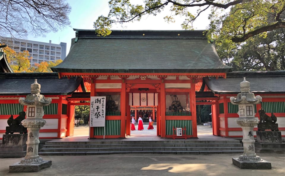 Fukuoka Essentials: History, Culture, & Charms - Historical Significance of Temples