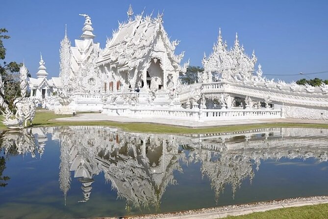 Full Day Group Tour in Chiang Rai - Tour Inclusions and Features