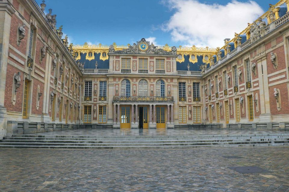 Full Day Paris Trip of Louvre and Versailles With Pickup - Itinerary Highlights