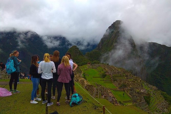 Full Day Private Tour to Machupicchu - Included Amenities