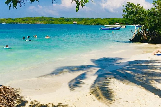 Full Day Rosario Islands Agua Azul Cholon Playa Blanca - Pickup and Drop-off Locations