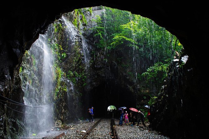 Full-Day Tour Old Goa Dudhsagar Falls and Spice Plantation - Itinerary Highlights