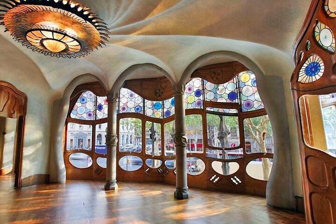 Gaudi Masterpiece: Casa Batlló With Expert Guide and STL Tickets - Tour Details and Inclusions