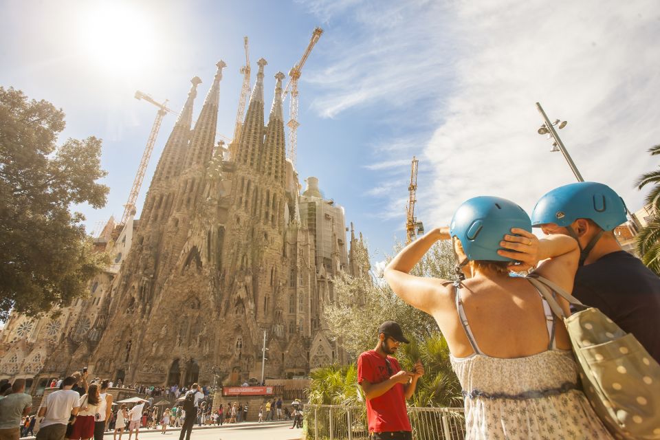 Gaudis Barcelona 2-Hour Segway Tour With a Live Guide - Itinerary Highlights