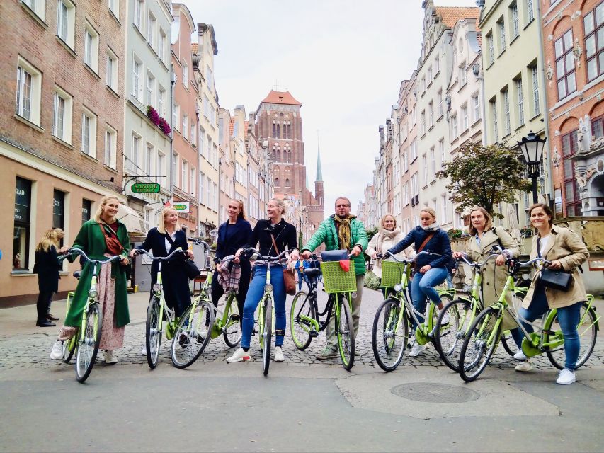 Gdansk: Guided Bike Tour of Old Town and Shipyard - Tour Highlights and Attractions