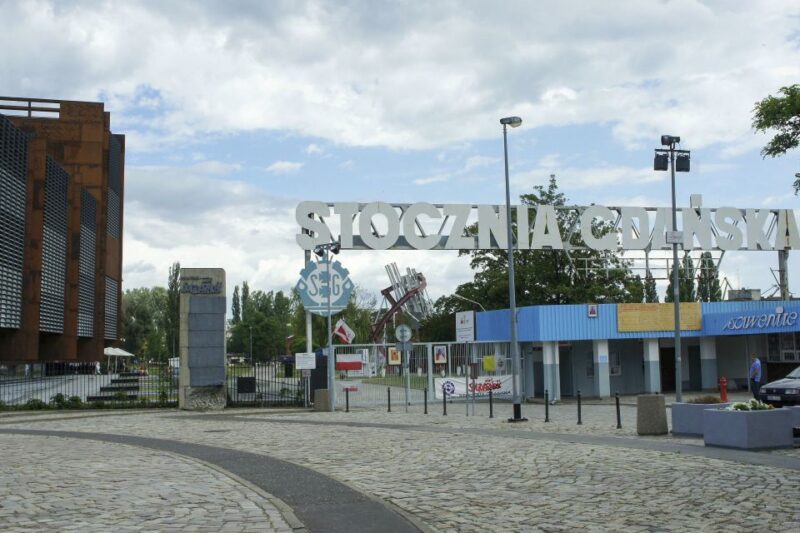 Gdansk: Individual Sightseeing Tour With Audio Guide - Audio Guide Features