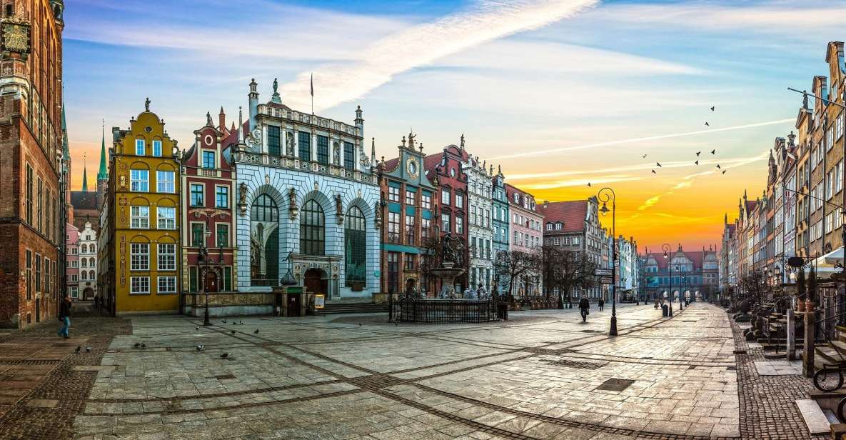 Gdansk Old Town: German Influence Walking Tour - Key Highlights to Explore